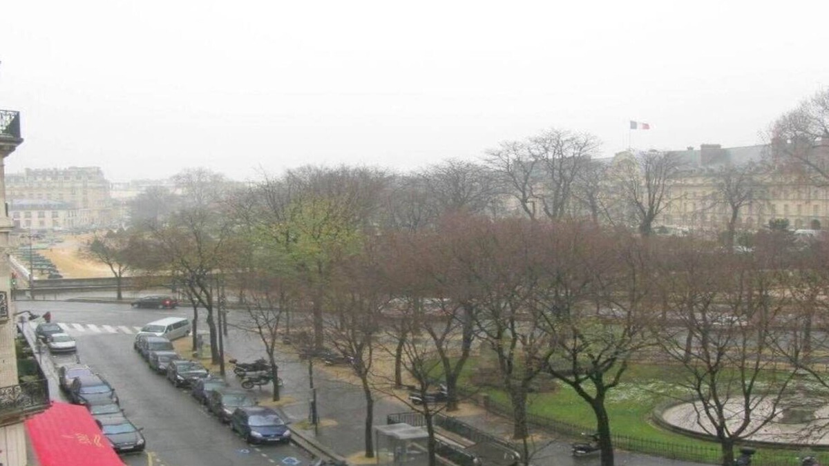 7th Arrondissement Apartment | BLVD LATOUR MAUBOURG-SPECTACULAR VIEWS OVER LES INVALIDES