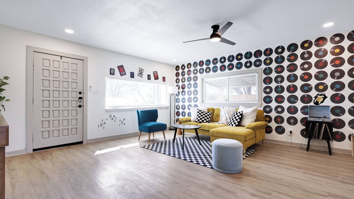 Southside House | BMT Vinyl Studio