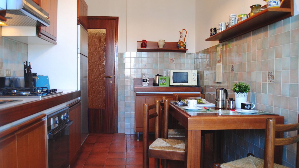 Mazzo Apartment | Bnbook - Costantino