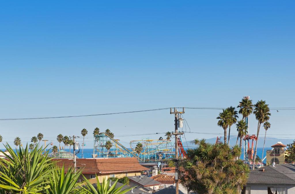 Beach Hill - Beach Flats House | Boardwalk Dream