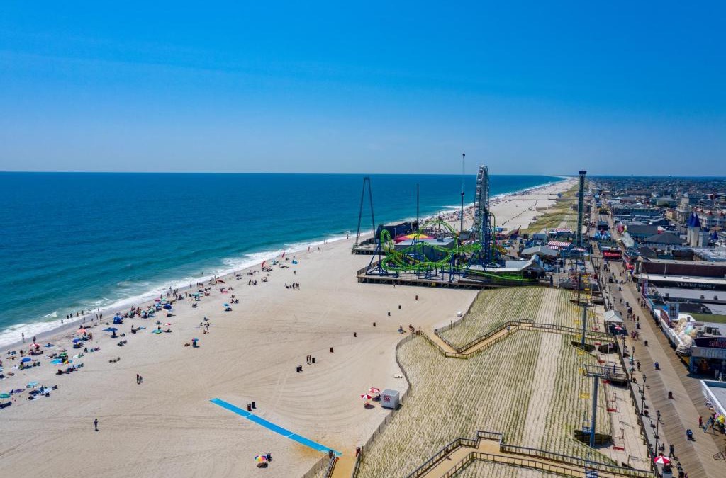 Seaside Heights Hotel | Boardwalk Hotel Charlee & Apartments Beach Hotel Oceanfront