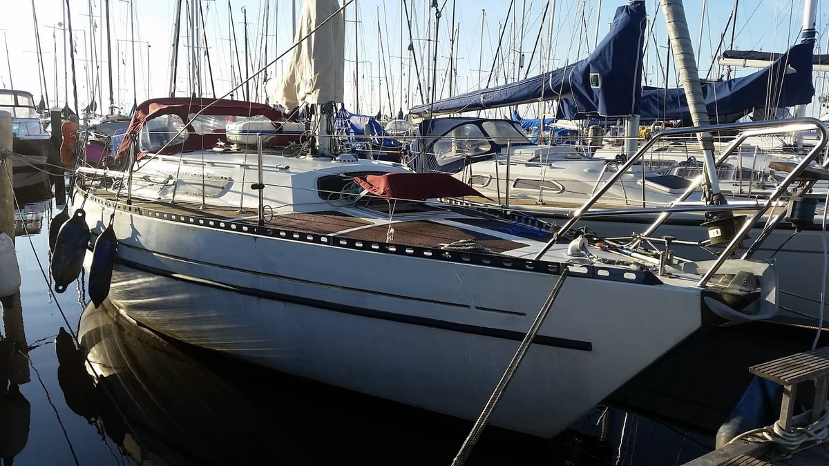 Herkingen Boat Rental | Boat camping in Zeeland