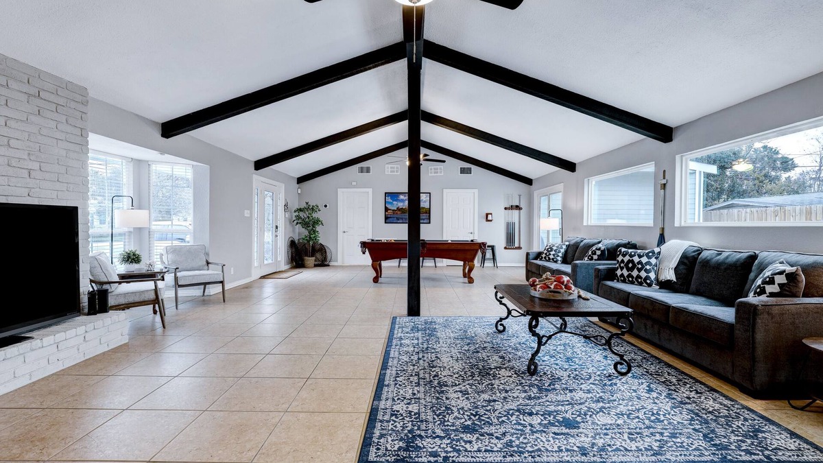 Jefferson House | Boat House - A Birdy Vacation Rental