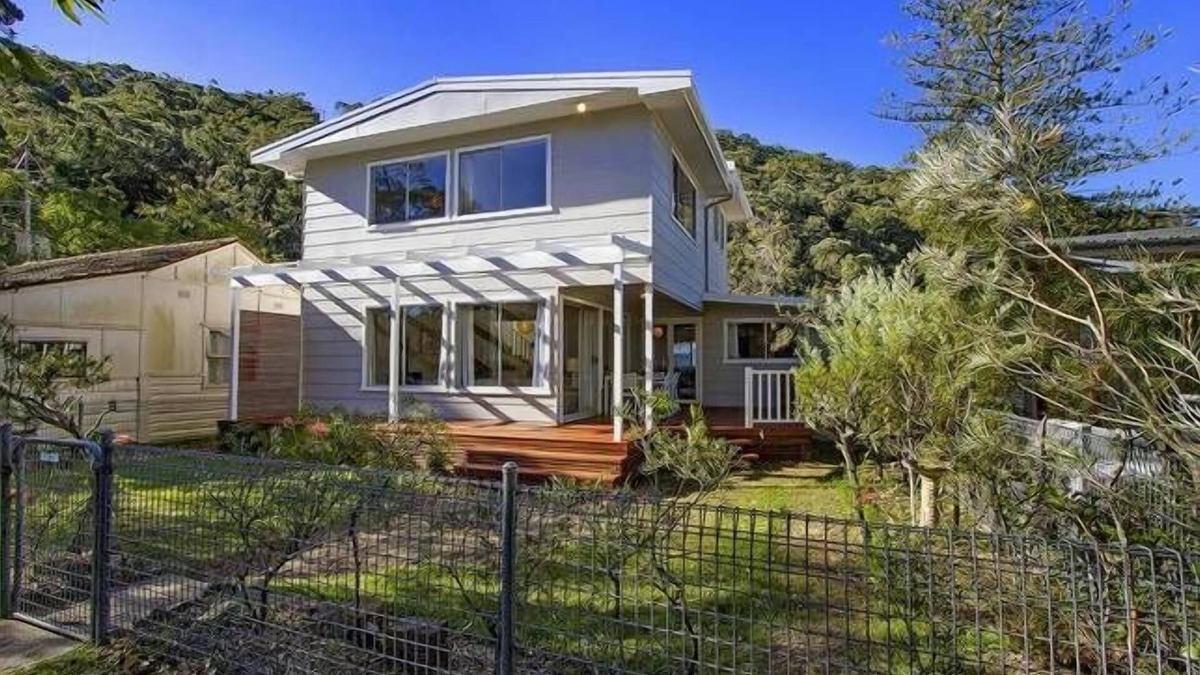 Patonga House | Boat House - Patonga