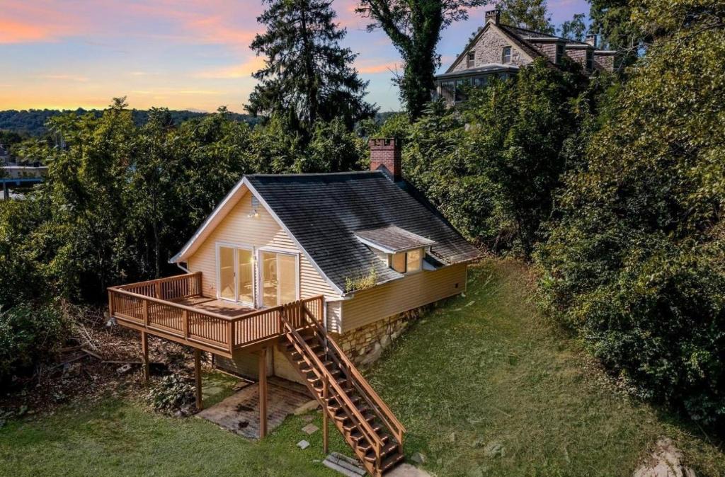 Downingtown House | Boat House