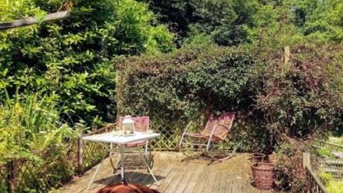 Penallt Cottage | Boat Inn - two bedroom apartment