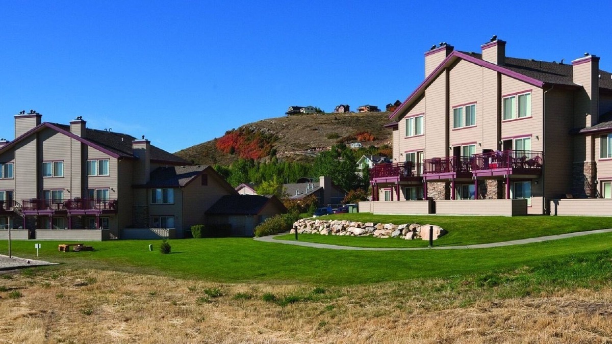 Harbor Village Resort | Boating, skiing, canoeing, yahoo!