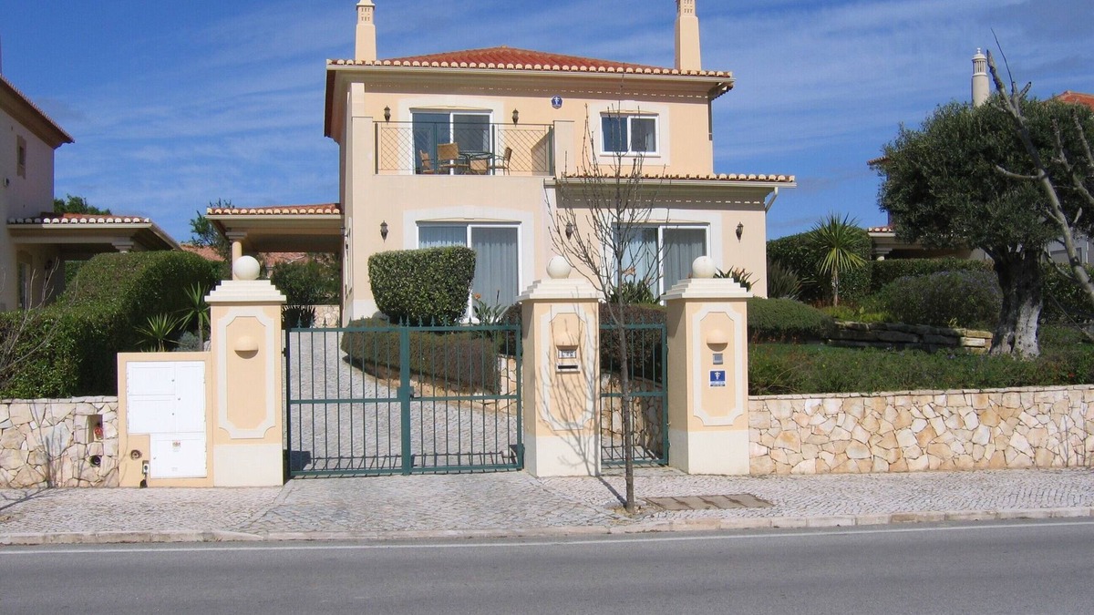 Lagos Villa | Boavista Golf Resort - Four bedroom luxury villa with pool (sleeps 8)