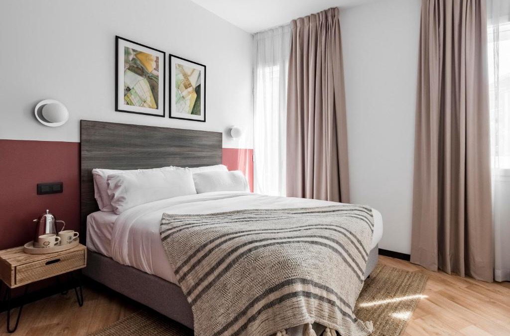 Palos de la Frontera Apartment | Bob W Arte