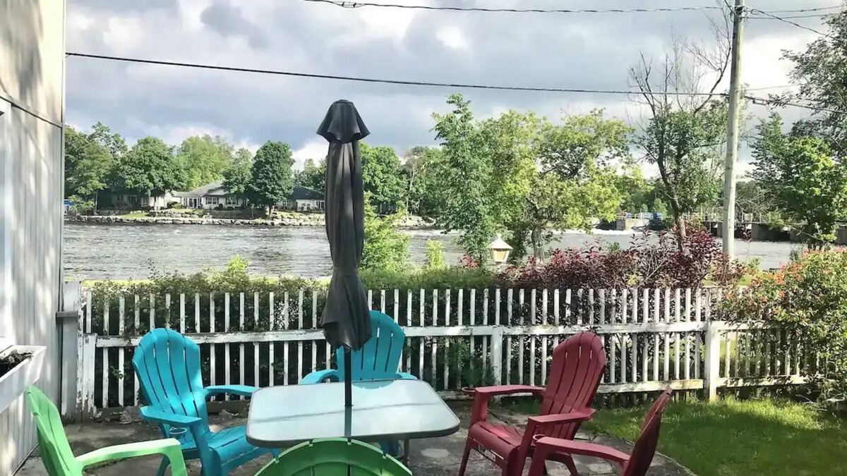 Bobcaygeon House | Bobcaygeon Waterfront 3-Bedroom Vacation House