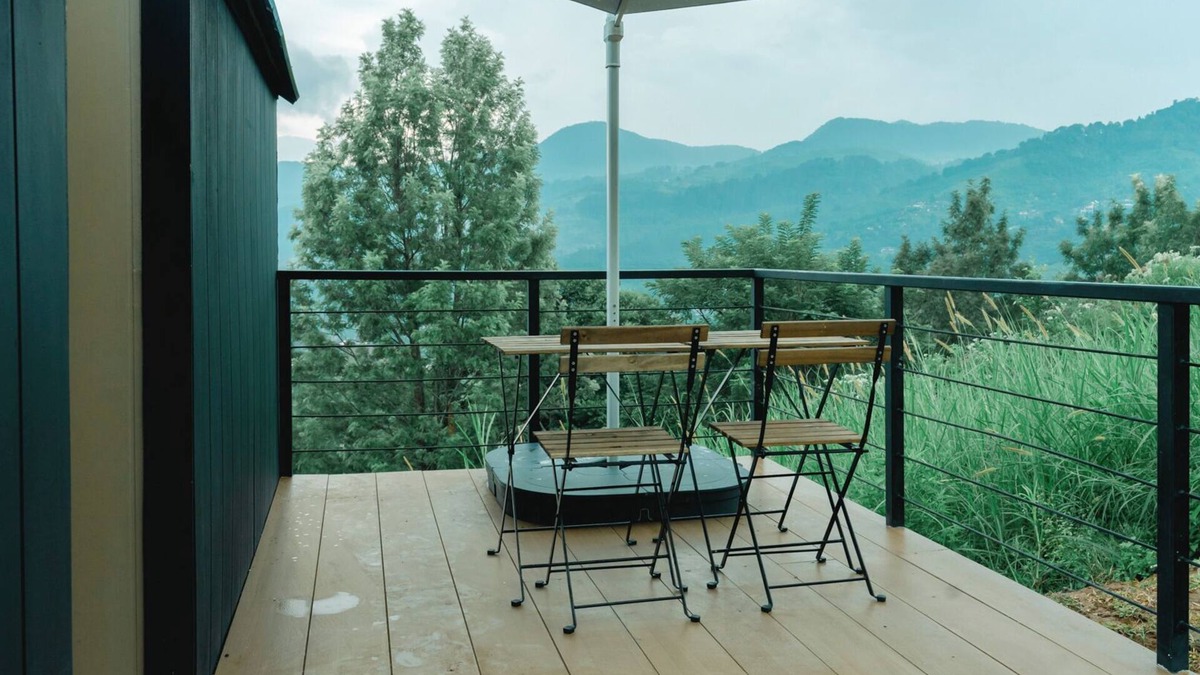 Cisarua Hotel | Bobocabin Gunung Mas