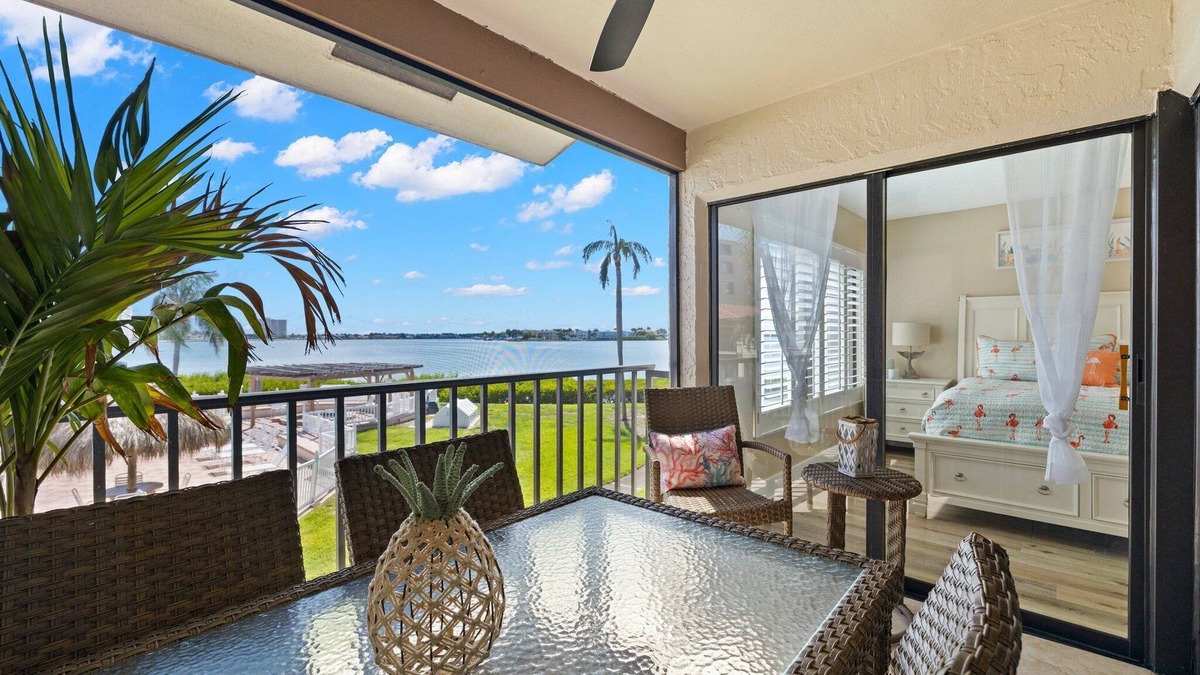 Palma del Mar Condo | Boca Ciega Bay Two Bedroom Two bath Beauty