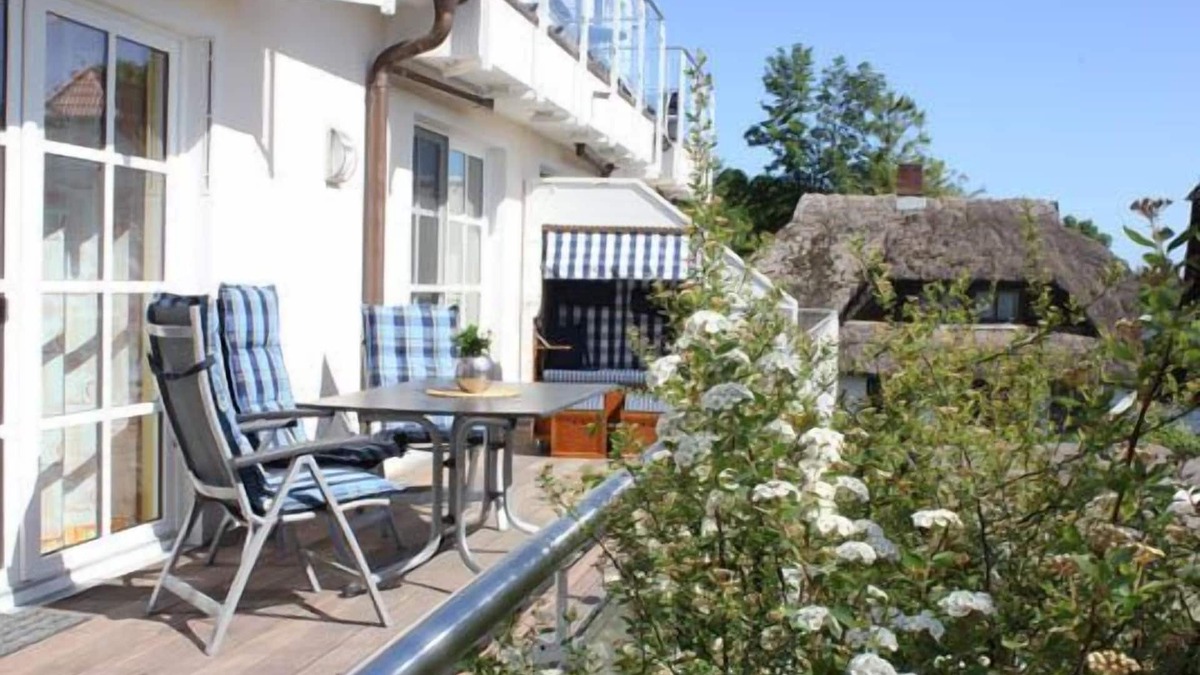 Althagen Apartment | "Boddensuite at the harbor!"