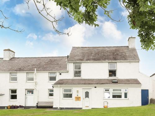 Holyhead House | Bodlasan Groes House