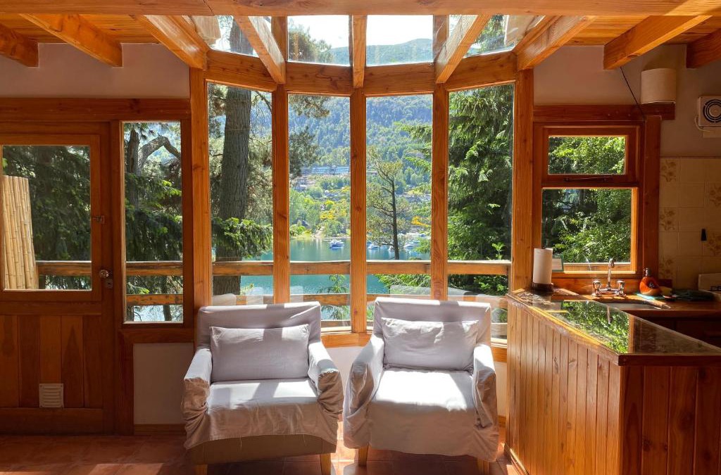 Puerto Manzano House | BOG Le Pommier - Cabañas con vista al lago y piscina climatizada