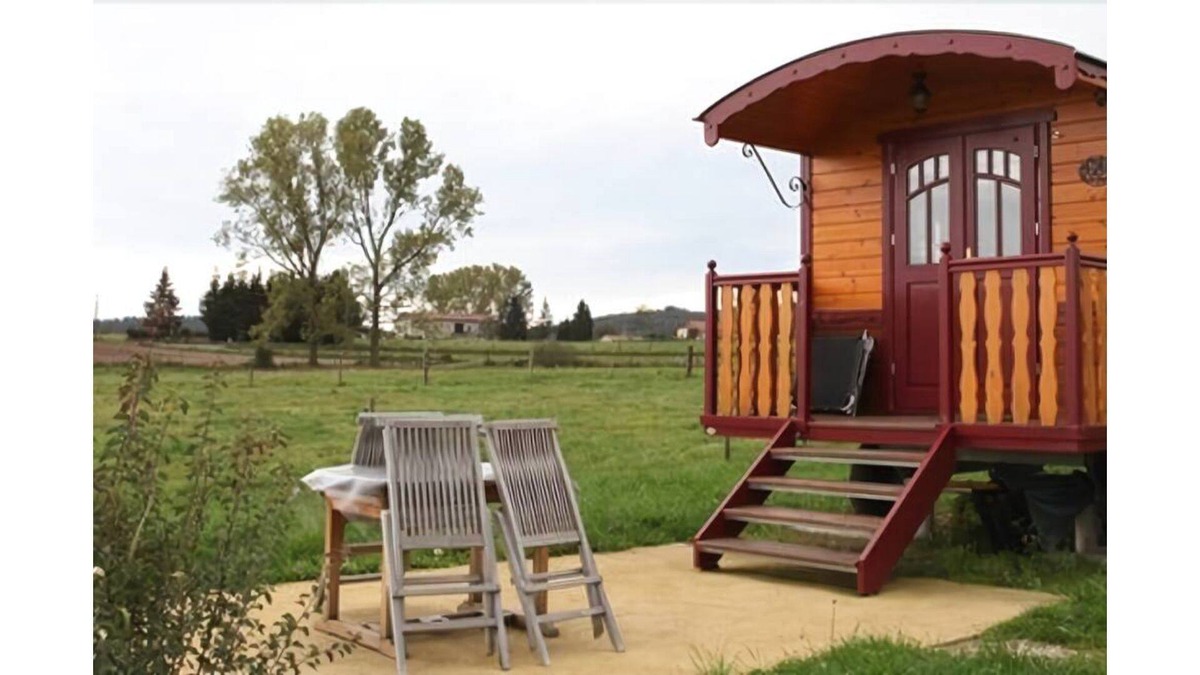 Chomelix House | bohemian stay on the farm, aboard a comfortable and warm trailer