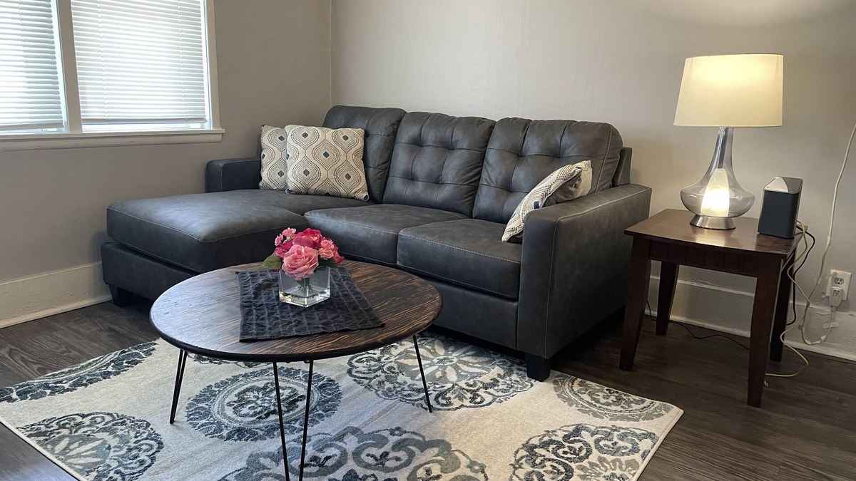Dahlman Apartment | Bohemian Style Suite in the heart of Omaha