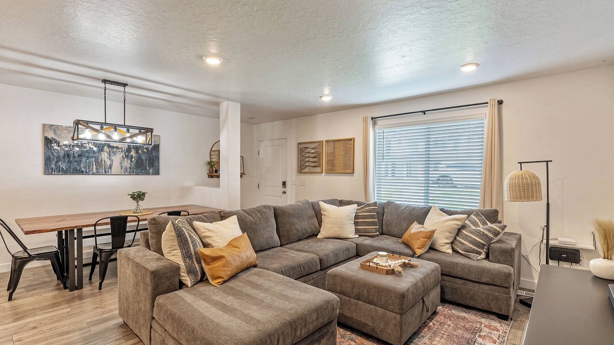 Layton House | Boho 3 Bedroom Townhome Near Ski Resorts & Hill AFB
