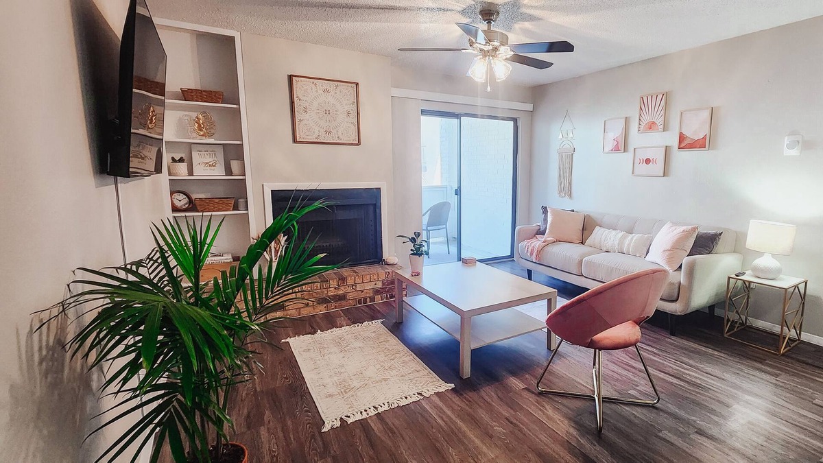 South Lamar Apartment | Boho Chic Eco Apartment
