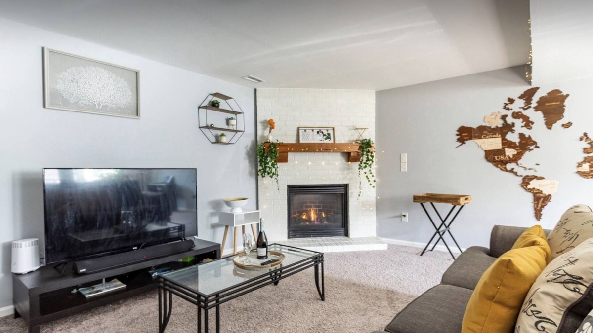 Rossville House | Boho-chic Private Ground Floor