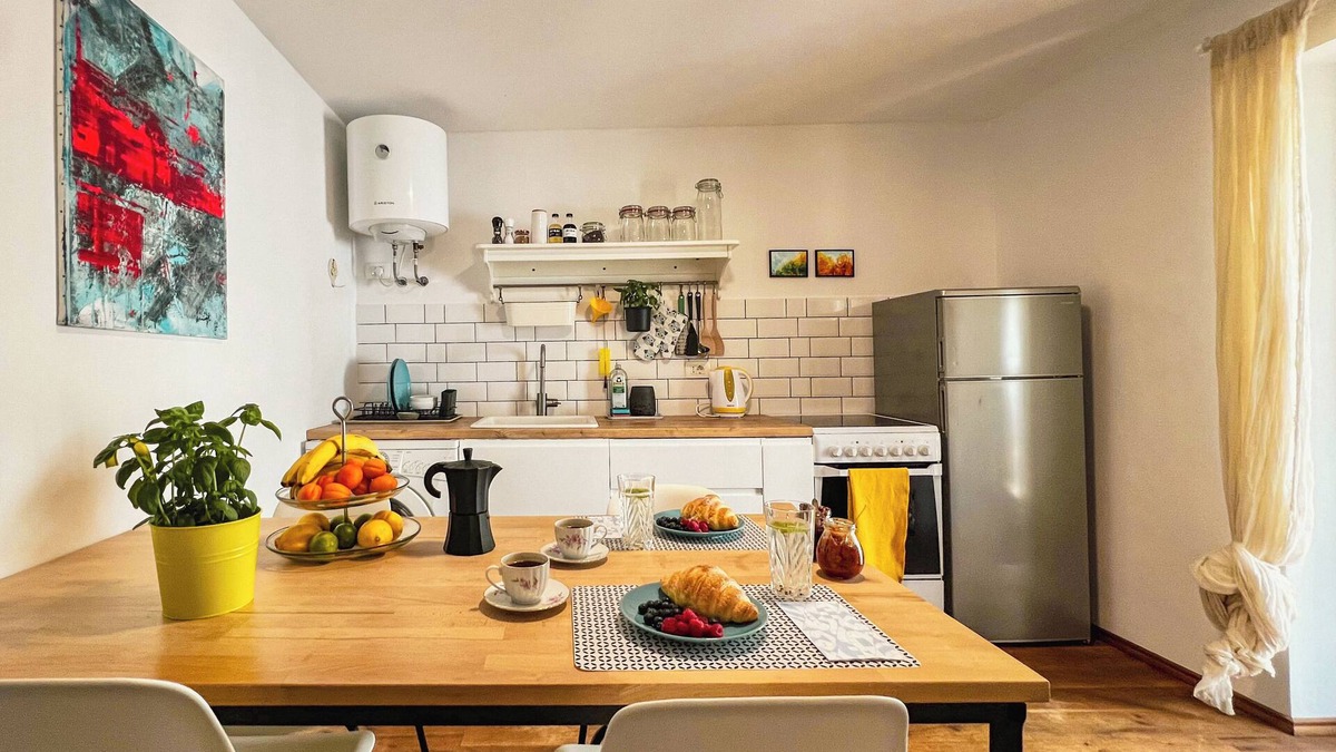 Izola Apartment | Boho-style apartment with private terrace in old city centre, tailored for 2