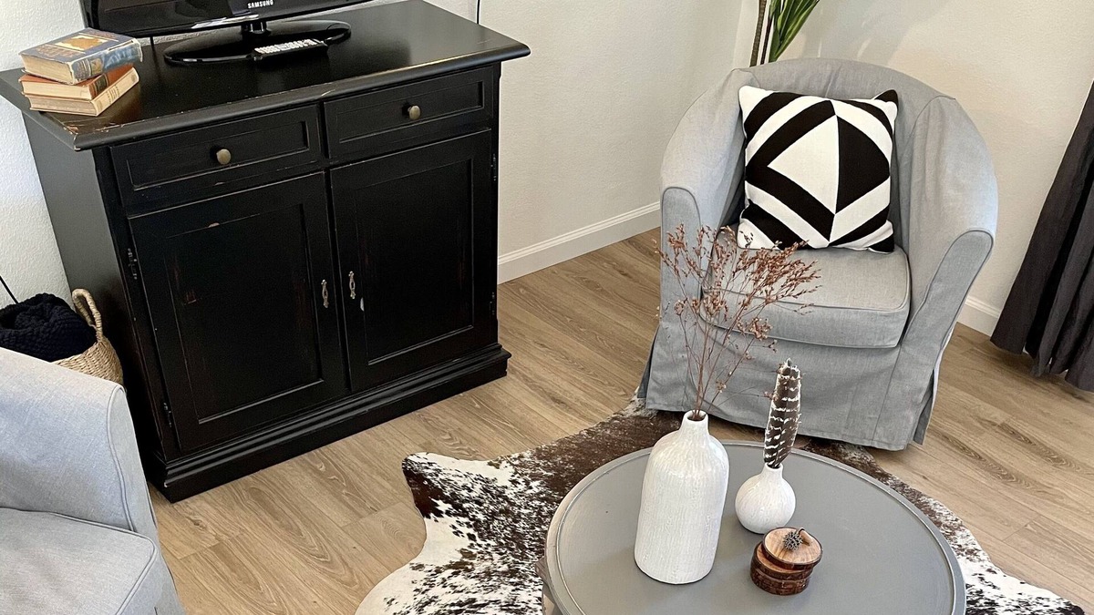 Somerset House | Boho Western Vibe + Fair Play Wine Region + Private deck + Shuffleboard