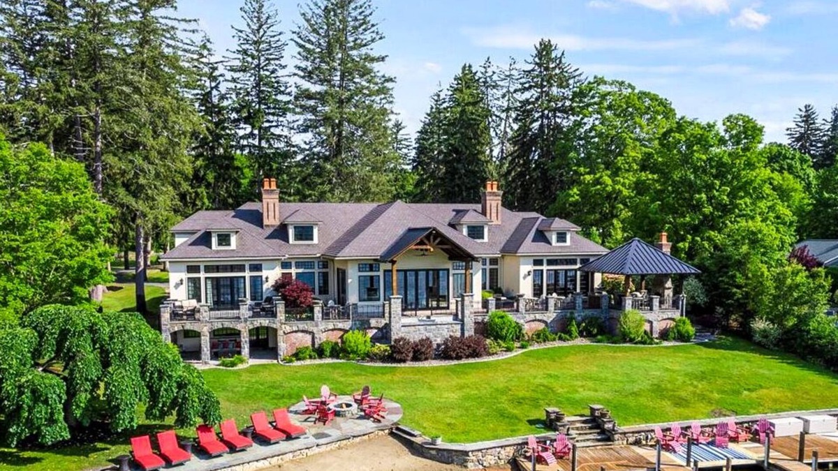 Bolton Landing House | Bolton Manor ~ Massive Lakefront, Beach, and Hot Tub.
