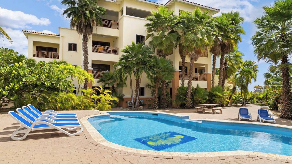 Hato Apartment | Bon Bida Papagayo with a breezy outdoor terrace perfectly set on the trade winds
