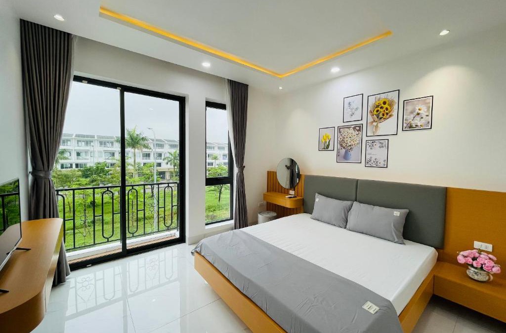 Huong Thuy Apartment | Bon's House - Nguyên căn 3 phòng ngủ - Bãi đỗ xe có mái che miễn phí