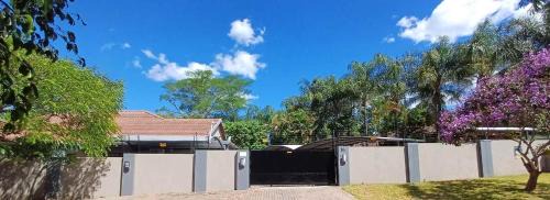 Nelspruit House | BoniM Guesthouse - aka Magisha Guesthouse