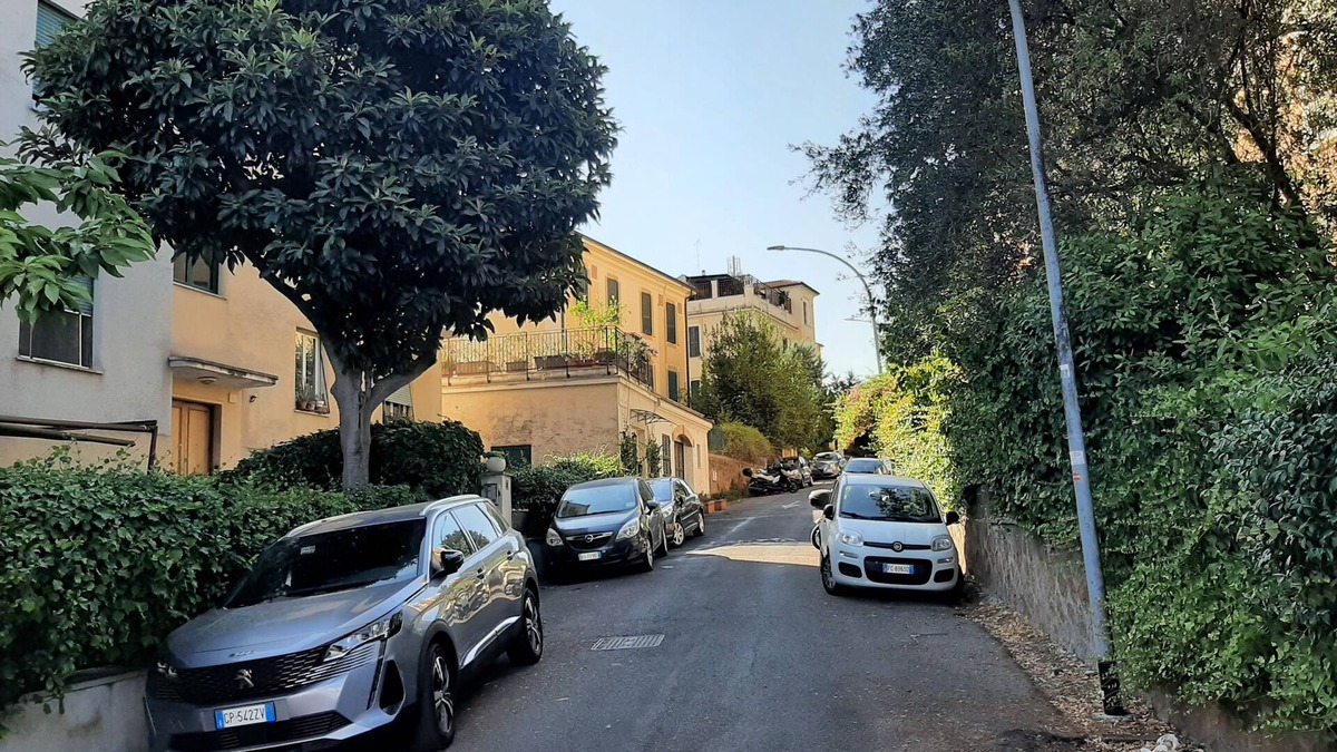 Monte Sacro Apartment | Bonnie House. Nestled in the garden city aniene nature reserve