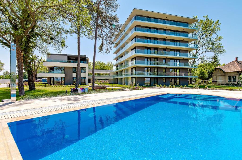 Balatonlelle Apartment | Bonnie-Premium Lelle Waterfront Private Apartment