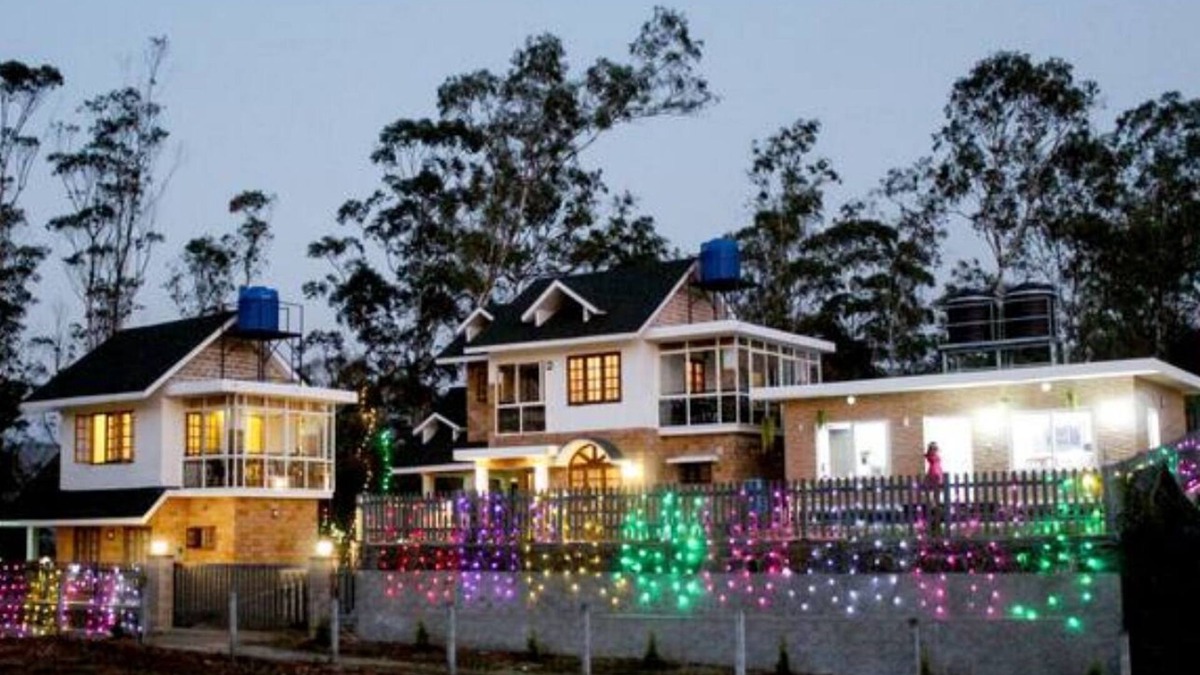 Kuttikkanam Bed & Breakfast | BonsNest Holiday Homes - Balcony Suite