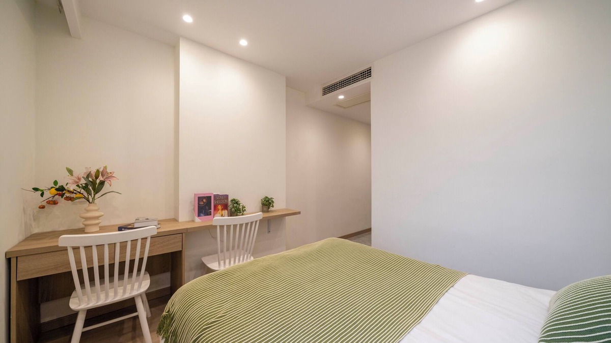 Hong Kou Bed & Breakfast | Book and Bed-QuYang Road