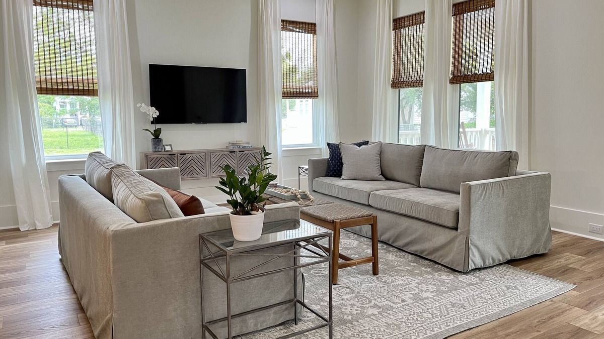 Bay St Louis House | Book NOW thru New Year’s! Walk to Beach. Dog-friendly. Calming Coastal Design