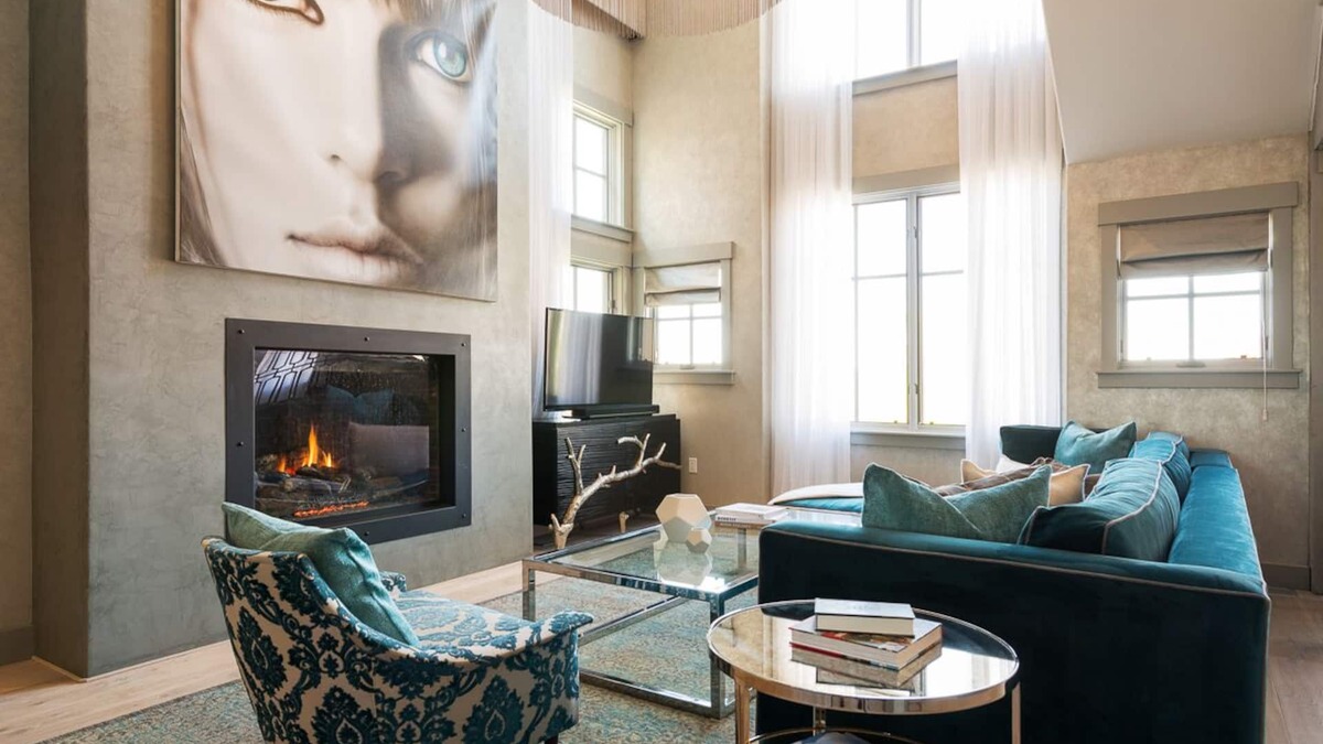 North Park City Cottage | Book Your Winter Getaway Today! Silver Star #41DX - Slopeside Cottage! Private Hot Tub!