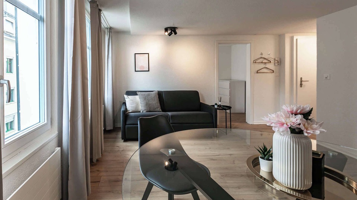 St. Gallen House | book2stay 2-room apartment #7 Altmann up to 4 people