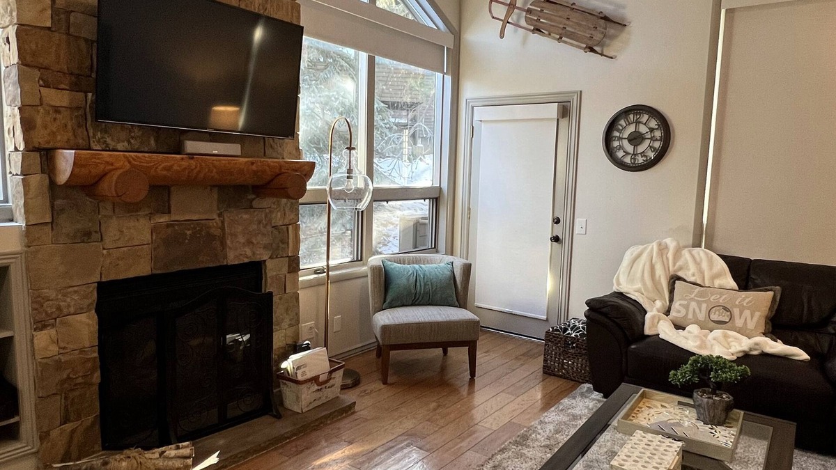 Park City House | BOOKING SUMMER 2025! BIKING, HIKING, PICKLEBALL AND MORE!