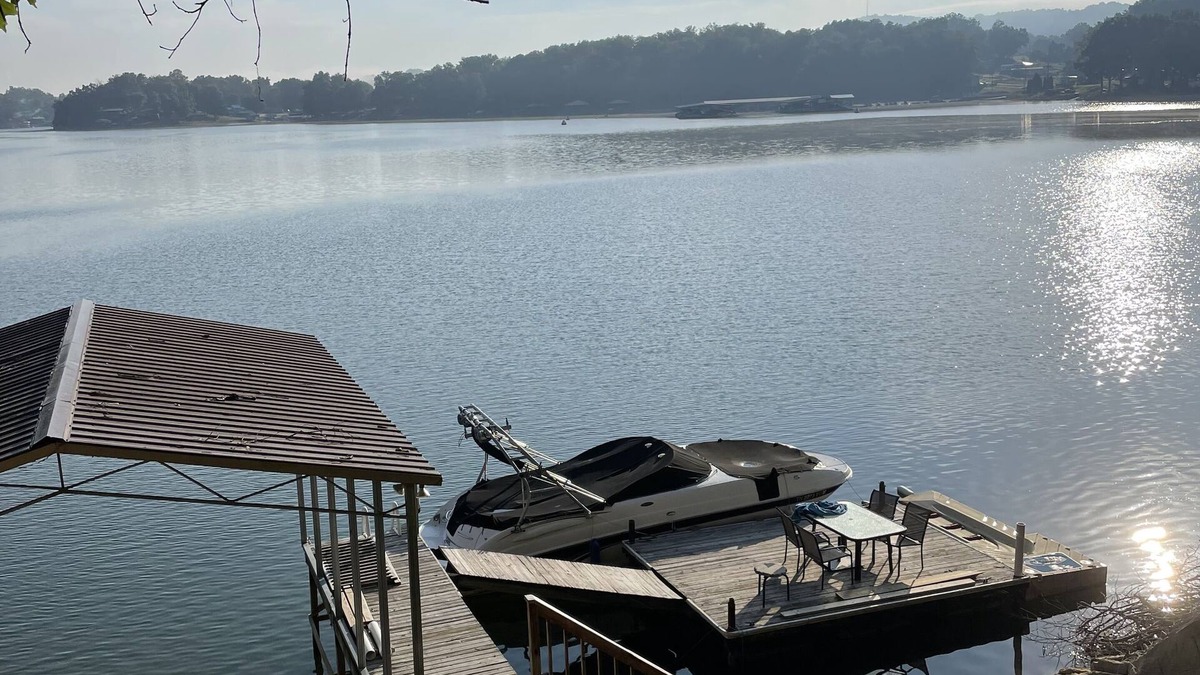 Piney Flats House | Boone Lake, lake house on main channel with beautiful water views!