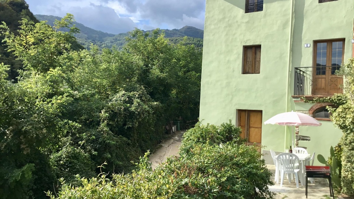 Nozanno House | BORGO A MOZZANO HOUSE CLOSE TO TOWN CENTRE WITH LOVELY MOUNTAIN VIEWS