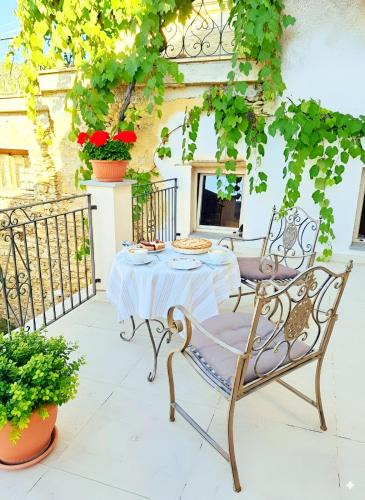 Aquila di Arroscia House | Borgo del Canto - Relaxing Country Retreat