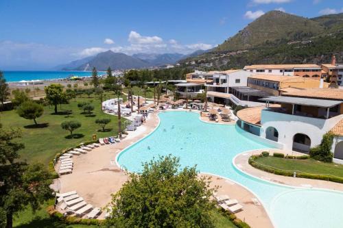 Praia a Mare Resort | Borgo di Fiuzzi Resort & SPA