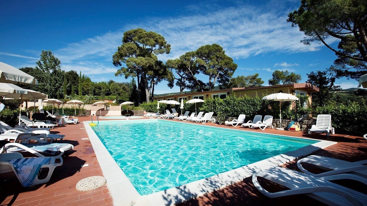 Pomaia Hotel | Borgo di Pomaia