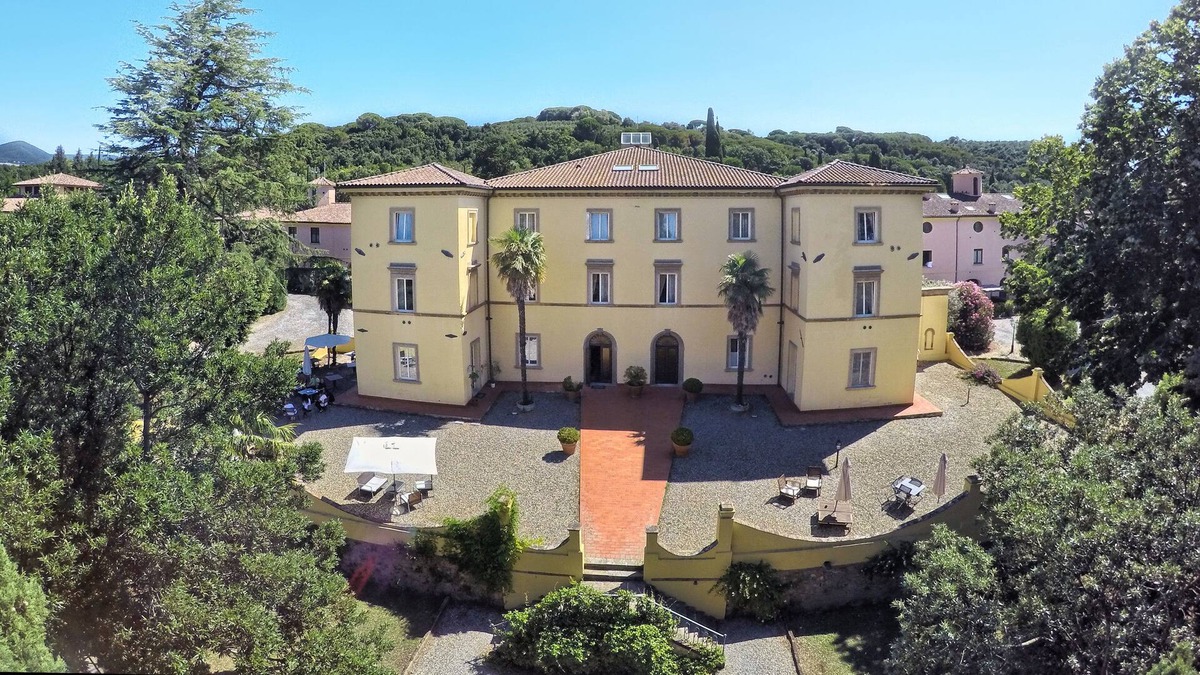Riparbella Hotel | Borgo San Martino Resort (Hotel)