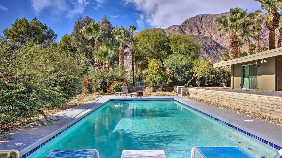 Borrego Springs House | Borrego Springs Retreat w/Pool & Mtn Views