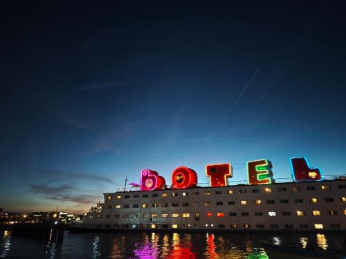 Amsterdam North Hotel | Botel