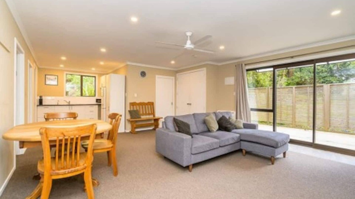 Dunedin House | Bothan Beag - Your little house away from home!
