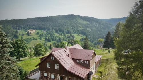 Pec pod Snezkou Ski Chalet | Bouda u vleku