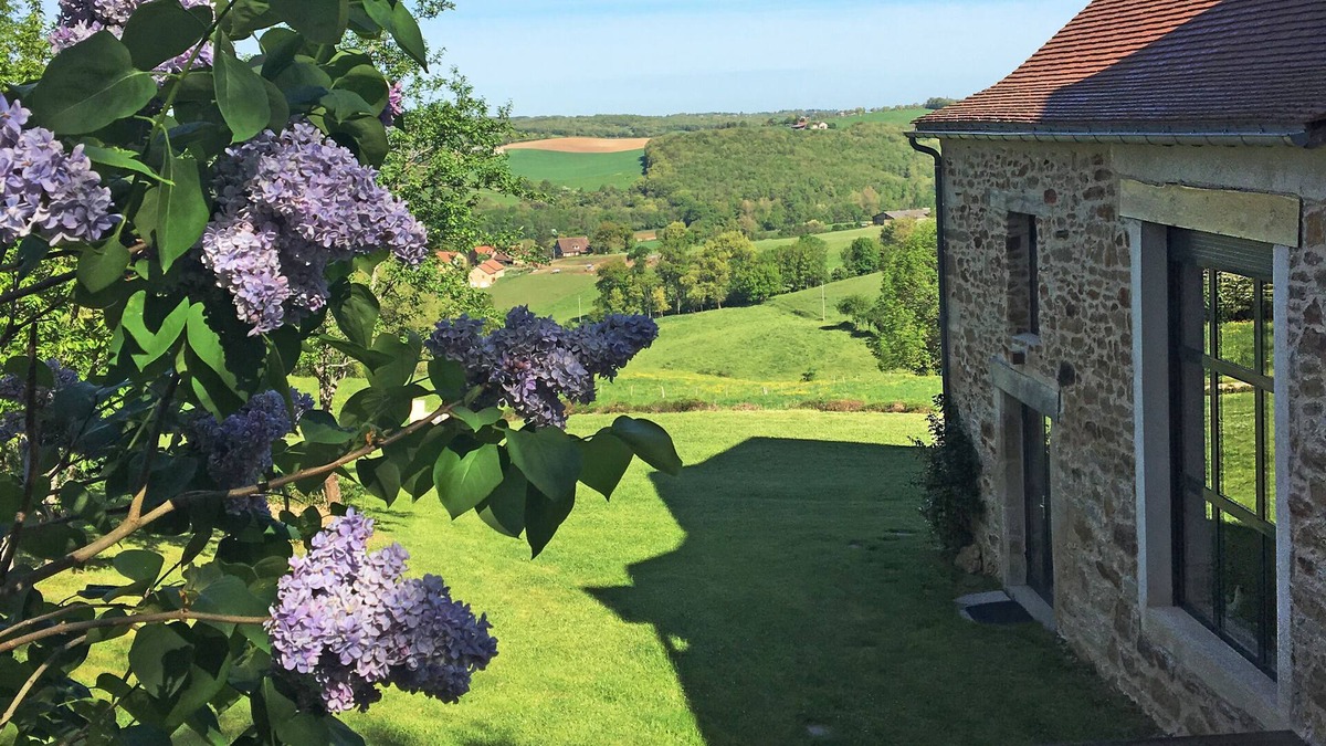 Saint-Remy House | BOUDDHA HOME & ITS HEATED POOL
