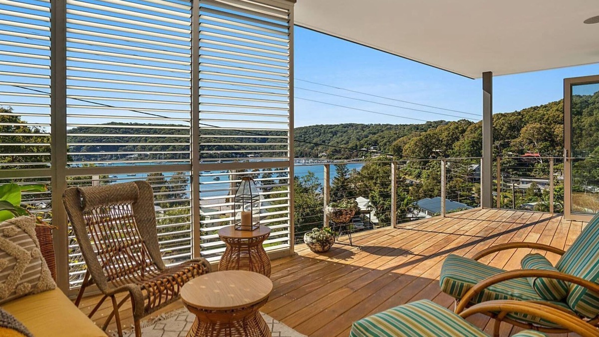 Hardys Bay House | Bouddi Galing by HolidayCo.
